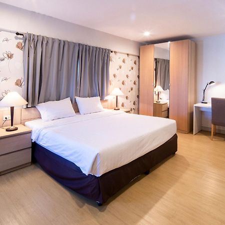 Crystal Resort Korat Nakhonratchasima Exteriör bild