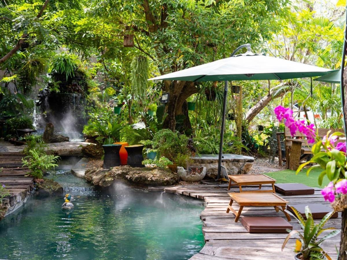 Crystal Resort Korat Nakhonratchasima Exteriör bild