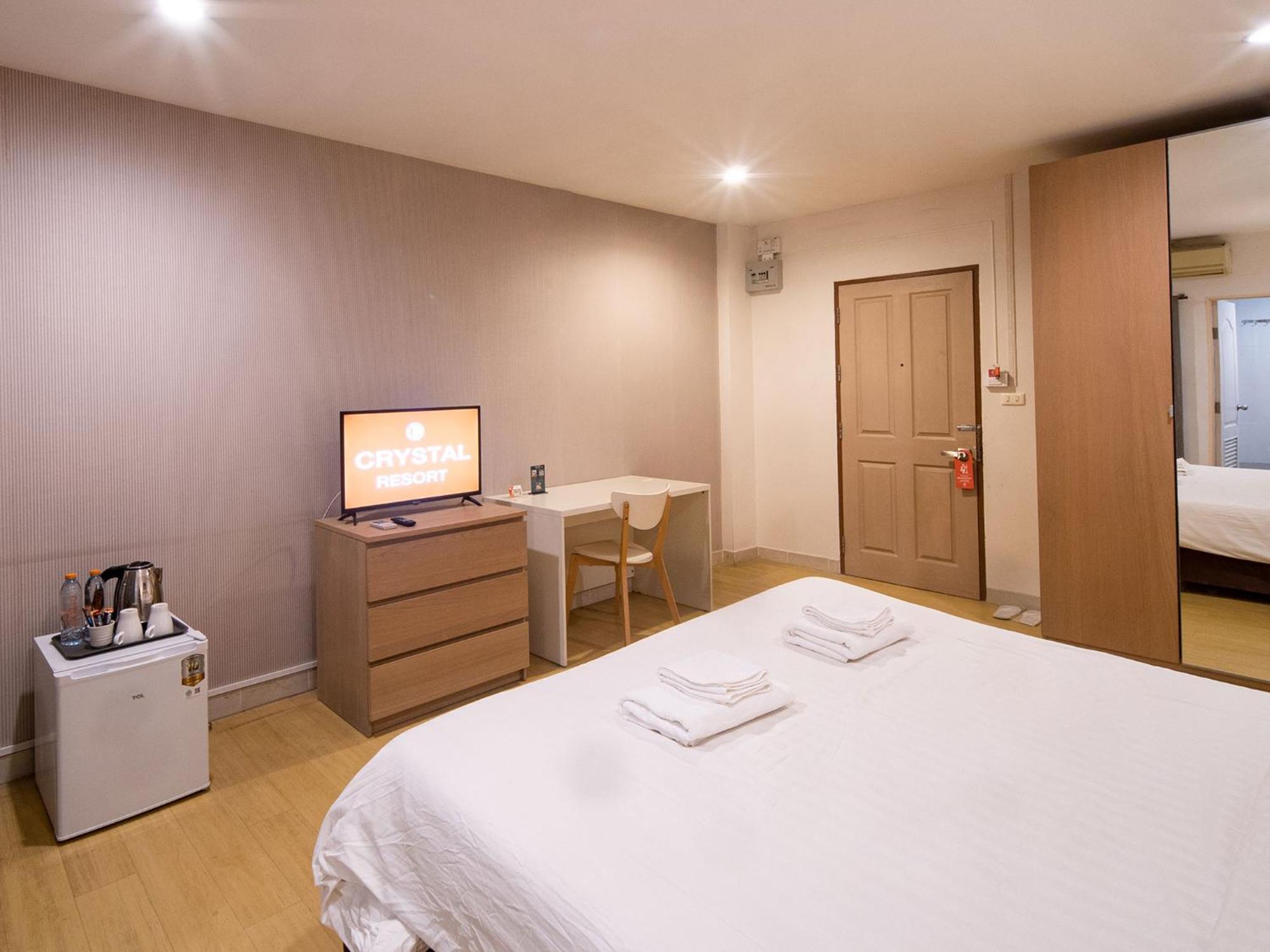 Crystal Resort Korat Nakhonratchasima Exteriör bild