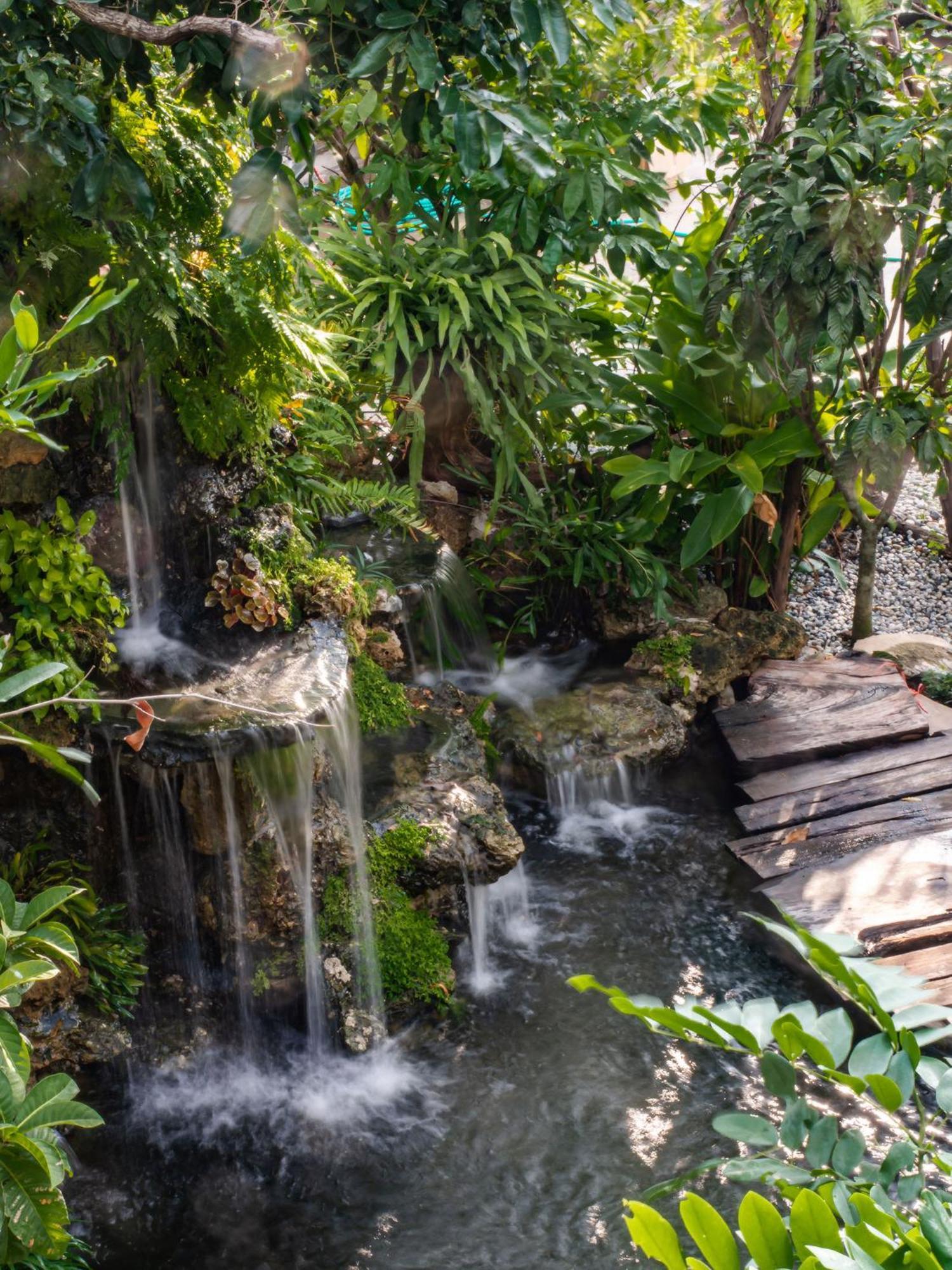 Crystal Resort Korat Nakhonratchasima Exteriör bild